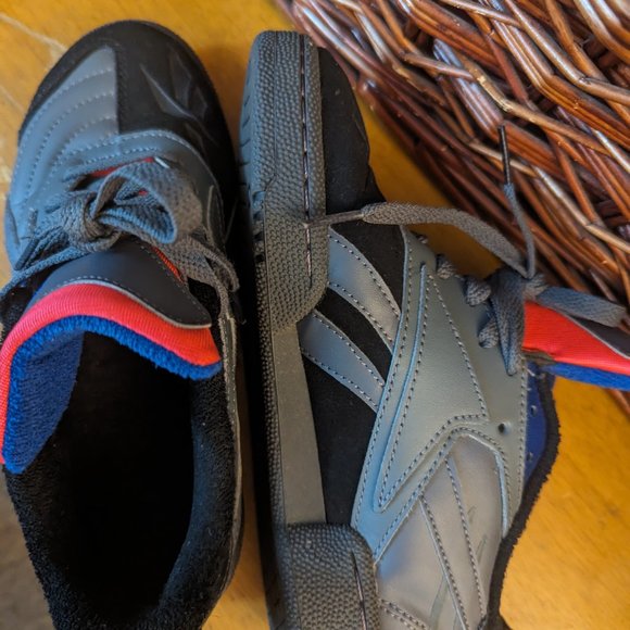 Reebok Club C! Almost new! Barely worn few times only! - Picture 9 of 9